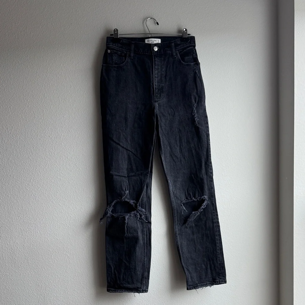 Abercrombie Fitch 90s Straight Ultra High Rise Jeans Womens Size 27 reg - Picture 1 of 4